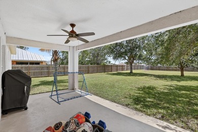 So much to enjoy in this move-in ready 3 Bedroom, 2 Bath, 2 Car - photo 24