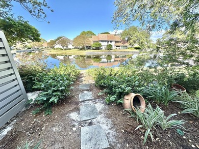 This beautiful Beachwalk Villa is being sold fully furnished and - photo 26