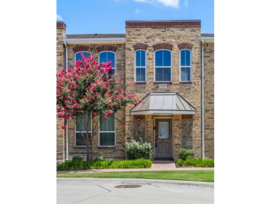 Lake Lewisville Townhome/Townhouse For Sale in Lewisville Texas