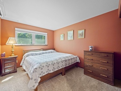Dream location on the Waupaca Chain O' Lakes! Renovated Wingspan - photo 36