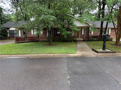 Lake Dardanelle Home For Sale in Russellville Arkansas