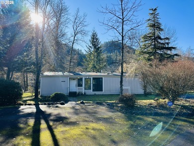 (private lake, pond, coastal) Home For Sale in Oakridge Oregon