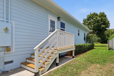 Completely renovated and full of charm, this beautiful 3-bedroom - photo 2