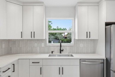 Completely renovated and full of charm, this beautiful 3-bedroom - photo 10