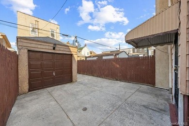 Charming semi-detached home nestled in the heart of East - photo 11