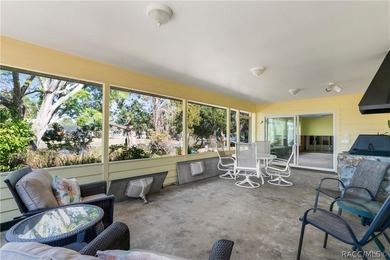 Looking for a waterfront home to make your own? Check out this - photo 8