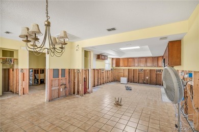 Looking for a waterfront home to make your own? Check out this - photo 10