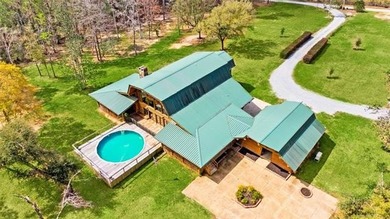 New Price! NO FLOODING AT THIS LOVELY ESTATE. Your dream of - photo 1