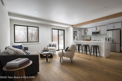 Lake Condo For Sale in Jackson, Wyoming