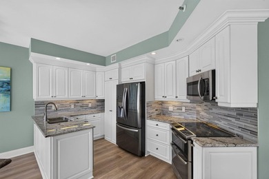 Enjoy over 1,460 sq. ft. of beautifully renovated Intracoastal - photo 7