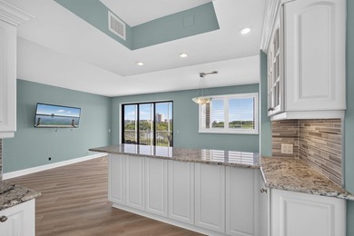Enjoy over 1,460 sq. ft. of beautifully renovated Intracoastal - photo 9