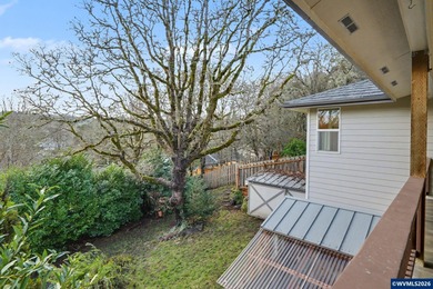 Accepted Offer with Contingencies. Beautifully updated 3 bed, 3