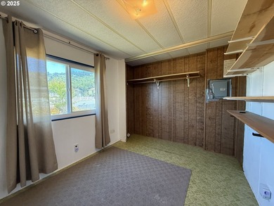 FLOORING and APPLIANCE CREDIT or Hold Back of with Full Price - photo 13