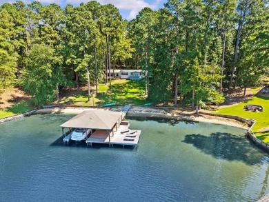 Lake Home For Sale in Milledgeville, Georgia