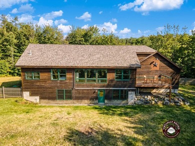 GORGEOUS WATERFRONT PROPERTY! Looking for the perfect waterfront - photo 6