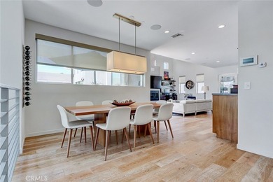 Front unit townhouse. Tons of natural light throughout the house - photo 10
