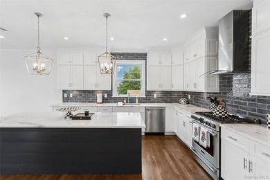 Welcome to this stunning waterfront Colonial, built in 2022 and - photo 13