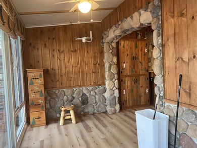 Welcome to your Up North escape on Sutherland Lake. With 90 feet - photo 15
