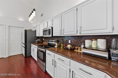WATERFRONT HOME!!! Welcome to this stunning waterfront home - photo 15