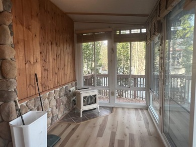 Welcome to your Up North escape on Sutherland Lake. With 90 feet - photo 17