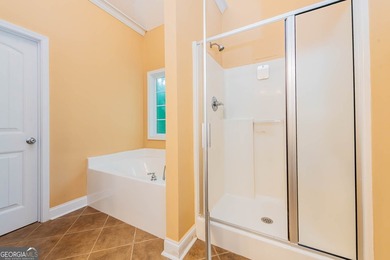 Welcome to your ideal retreat at Lake Sinclair, offering space - photo 19