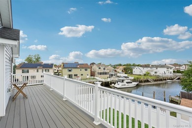 Welcome to this stunning waterfront Colonial, built in 2022 and - photo 26