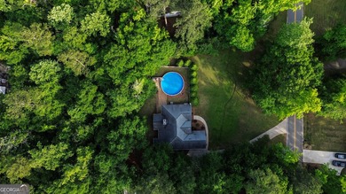 Welcome to your ideal retreat at Lake Sinclair, offering space - photo 34