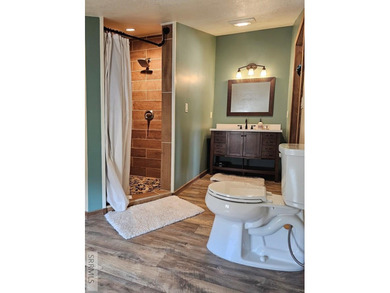 This custom-built Barn dominium on 1.5 acres of fully fenced - photo 45