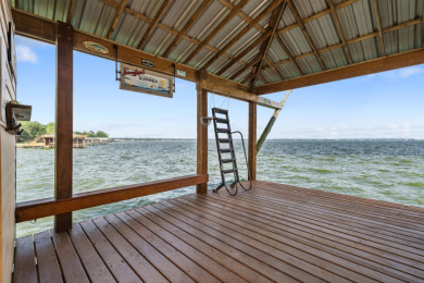 Outrageous Open Waterfront Views, Gorgeous Home on Almost 2 Acres - photo 5
