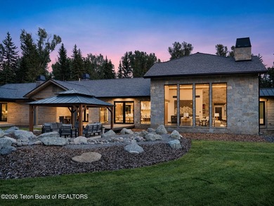 Discover this newly completed amenity driven estate home - photo 4