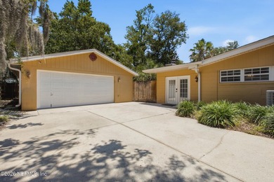 Welcome home to this charming pool property in the heart of - photo 7
