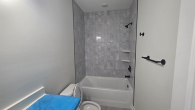 NEW CONSTRUCTION WITH A PRIVATE POOL CURRENTLY UNDER - photo 15