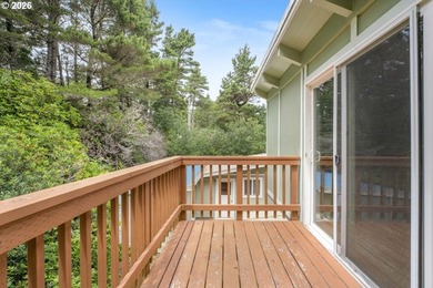 The Perfect Beach Getaway! Escape to the coast and enjoy this - photo 15