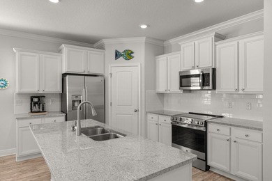 Welcome to a beautifully maintained residence in the heart of - photo 18