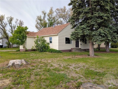 Yellowstone River Home For Sale in Sidney Montana