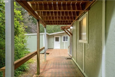 The Perfect Beach Getaway! Escape to the coast and enjoy this - photo 21