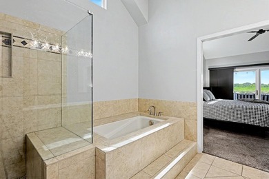 Beautiful modern customized home on the lake side of The - photo 23