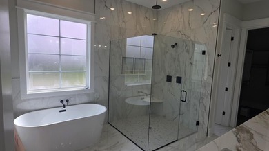 NEW CONSTRUCTION WITH A PRIVATE POOL CURRENTLY UNDER - photo 26