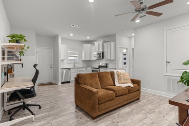 Welcome to a beautifully maintained residence in the heart of - photo 35