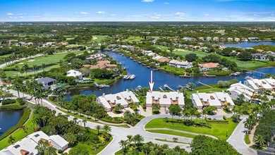 Beautifully updated harbor home in the prestigious Admirals Cove - photo 1