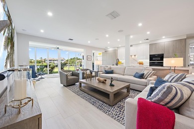Beautifully updated harbor home in the prestigious Admirals Cove - photo 9