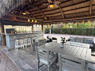 Rare Opportunity: Expansive 4,361 Sq. Ft. Lot in Exclusive - photo 3