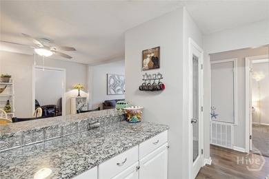 Welcome to this well-maintained ranch-style home on Savannah's - photo 8