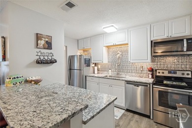 Welcome to this well-maintained ranch-style home on Savannah's - photo 9