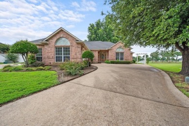Cedar Creek Lake Home Active Under Con in Kemp Texas
