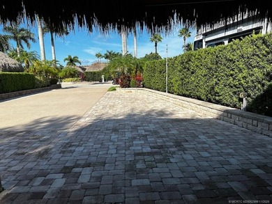 NEW TIKI RE-THATCH JULY 2025! This extra-wide lot, positioned - photo 3