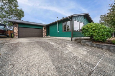 Joe Ney Slough Home For Sale in Northbend Oregon