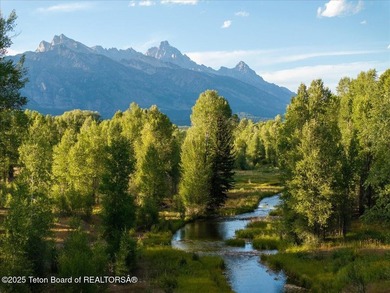 Set beneath the dramatic peaks of the Teton Range, the Antelope - photo 4