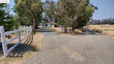 2 houses for the price of 1, Welcome to 1400 and 1408 Riosa rd - photo 32