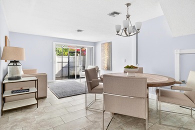 (private lake, pond, coastal) Townhome/Townhouse For Sale in Jupiter Florida